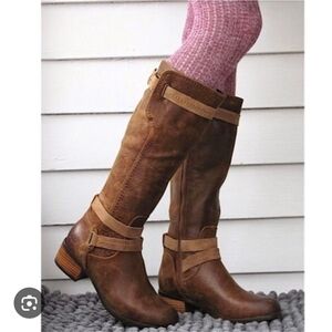 UGG Australia Darcie Riding Boots Size 10